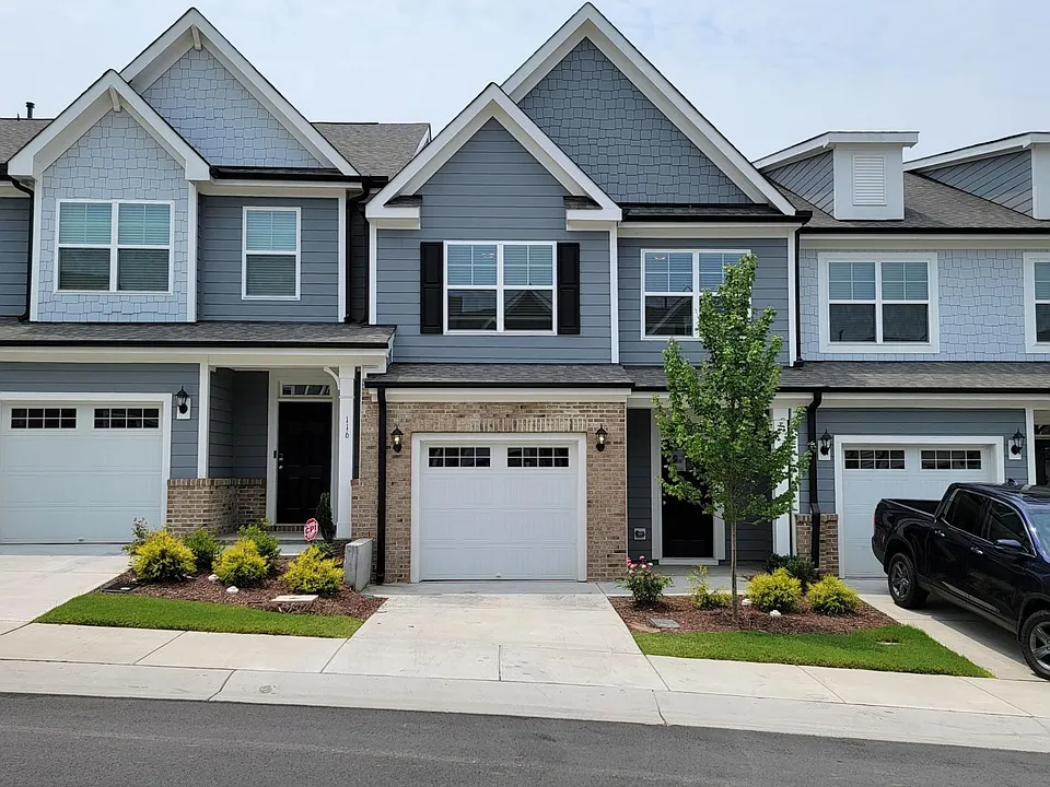 114 Marbella Grove Ct