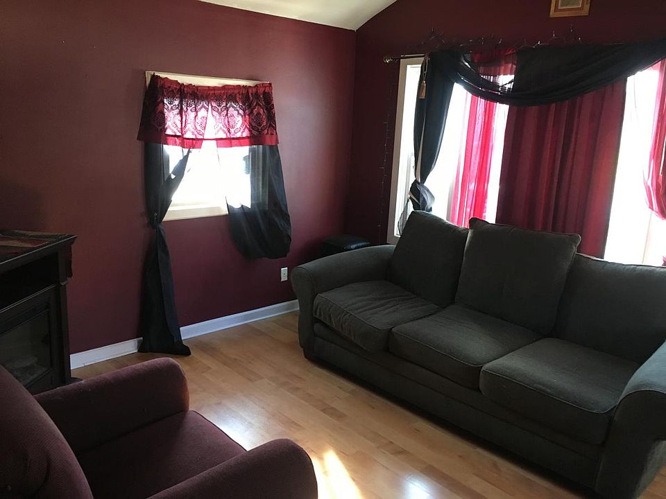 2nd image of 14 N 6th St #2