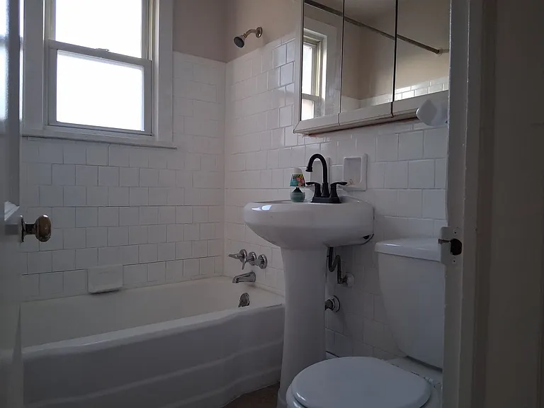 51 Cedarcrest Ave — Photo 17