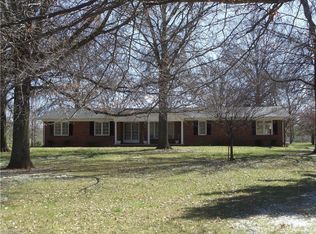 2625 Ridge Rd, Hinckley, OH 44233