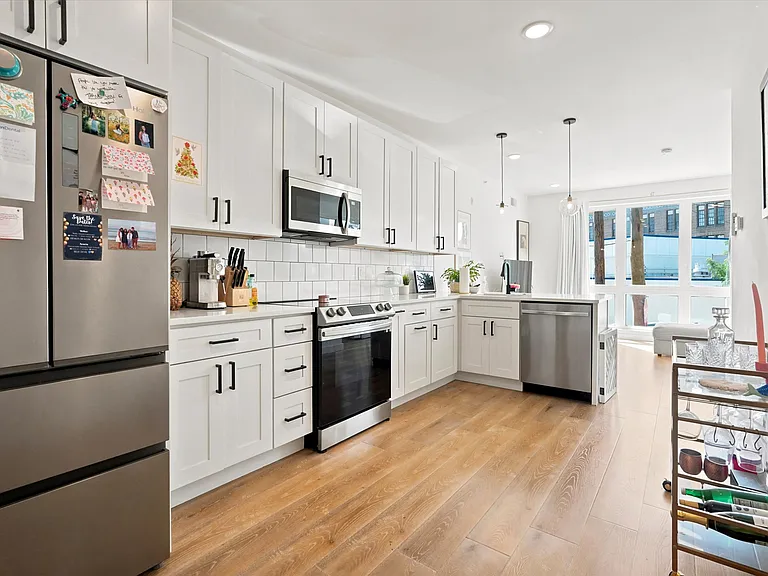 1729 Francis St #1 — Photo 9