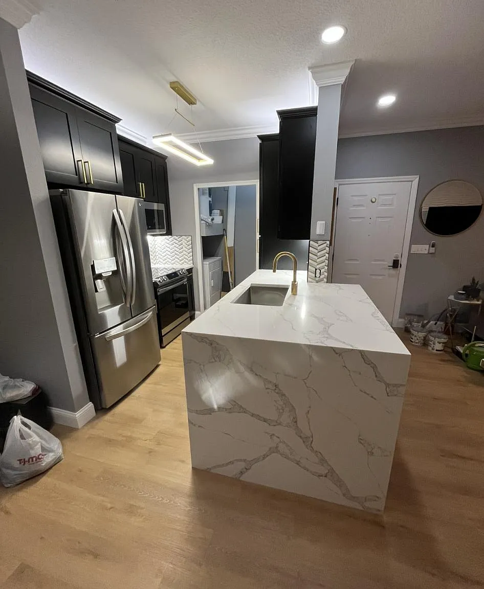 1810 E Palm Ave — Photo 3