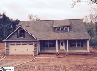288 Bent River Dr, Inman, SC 29349