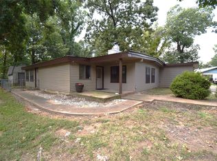 409 Big Bluff Rd, Pryor, OK 74361