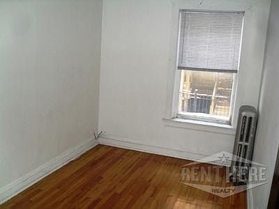 3rd image of 1919-25 W Winnemac Ave #19173