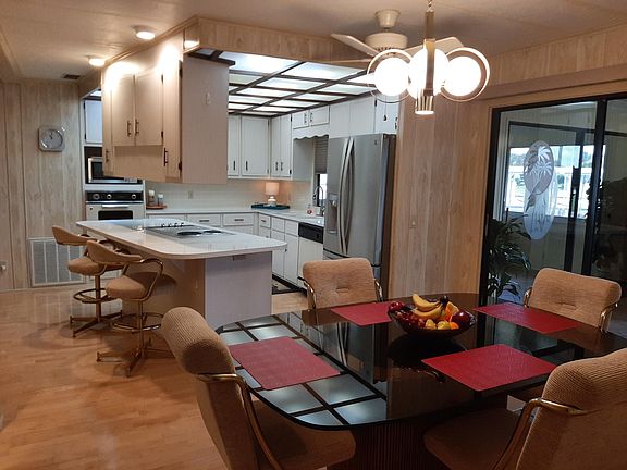 3rd image of 158 Coconut Palm Cir #158