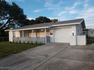 871 Edwards St NE, Palm Bay, FL 32905