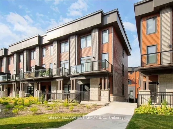 2 Willow St #44, Brant, ON N3L 2K6