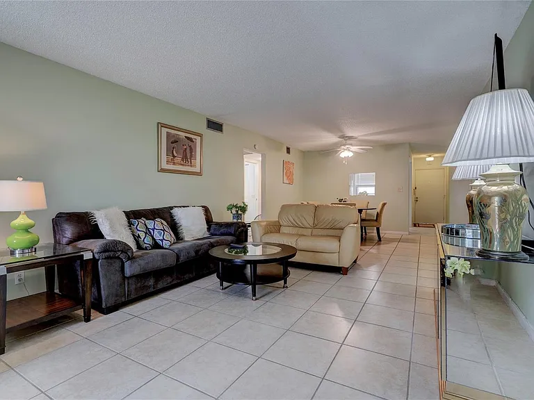 3102 Portofino Point #K3 — Photo 9