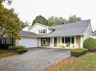 19W120 Avenue Latour, Oak Brook, IL