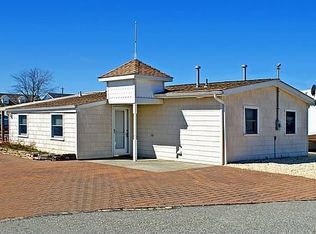 10 Harry Dr, Manahawkin, NJ 08050