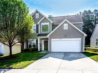 12932 Deaton Hill Dr, Charlotte, NC 28269