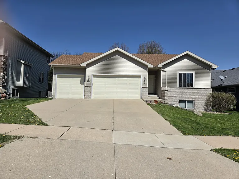 5364 Ballyduff St — Photo 1