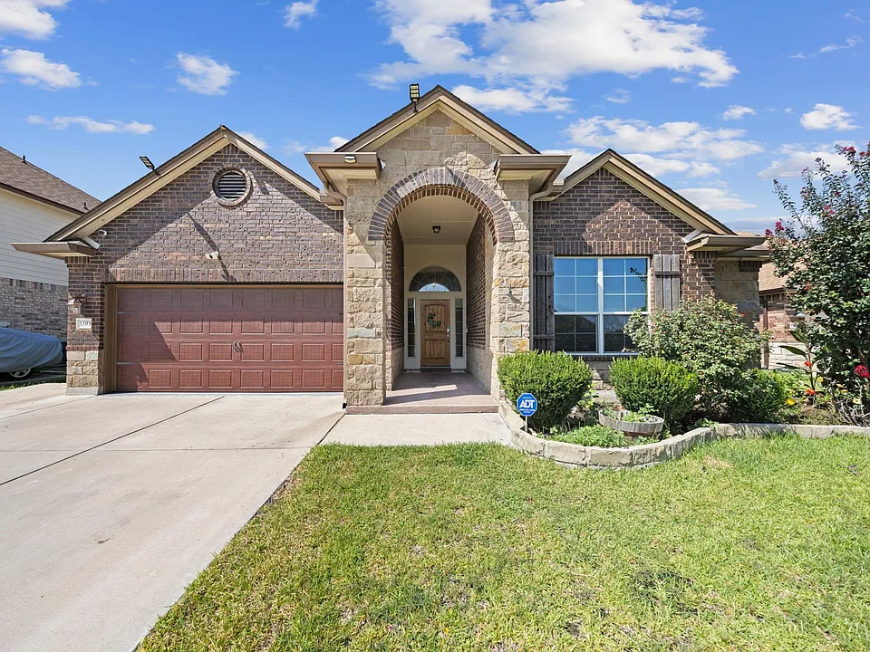 3393 Vineyard Trl
