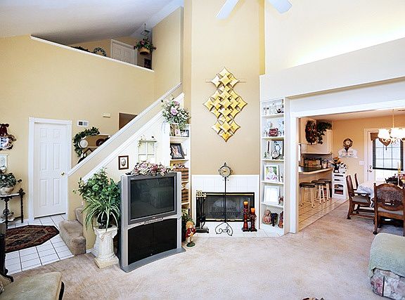 5th image of 2518 Westwood Ct