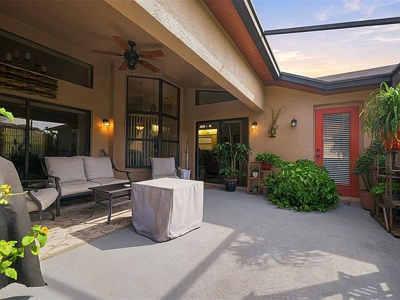 3rd image of 9324 CREEKSIDE COURT