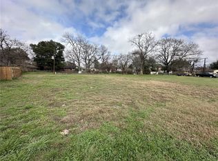 20 Lenora Dr, Hearne, TX 77859