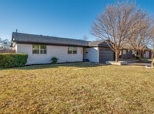 3072 Mark Twain Dr, Farmers Branch, TX 75234