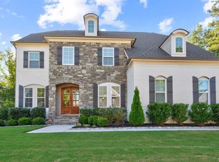 1120 Queensdale Dr, Cary, NC 27519