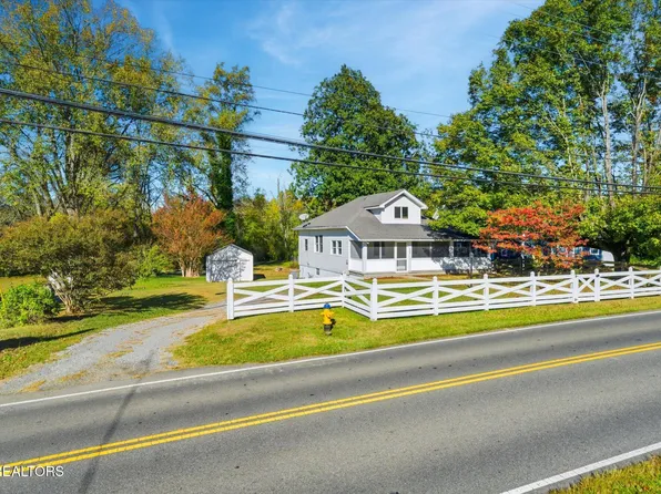 1828 Wilkinson Pike, Maryville, TN 37803