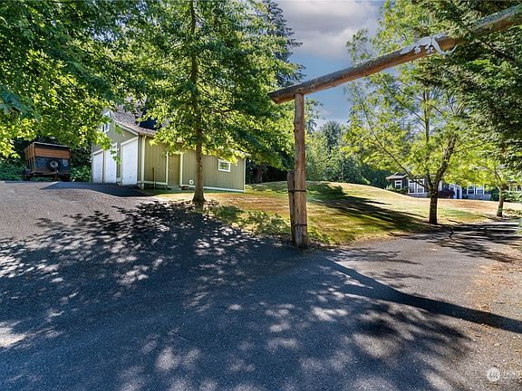 4226 Dumas Avenue, Bellingham, WA 98229 | Zillow