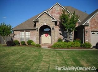 2715 T J Dr, Conway, AR 72034
