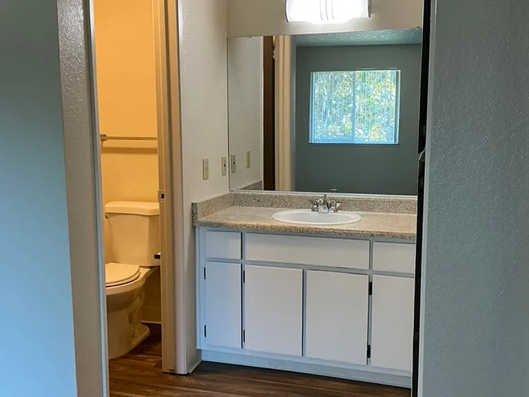 Sunflorin Village Apartments — Photo 14