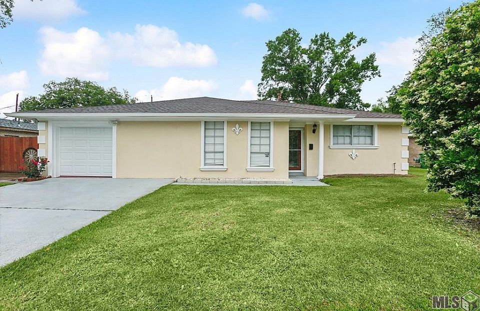1st image of 505 Chatsworth Dr