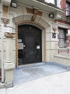 Rented by CoSo Apartments | media 37