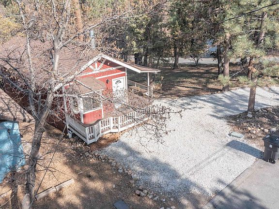 3rd image of 279 Imperial Ln