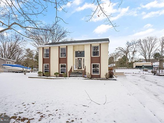 2nd image of 7225 Marr Dr