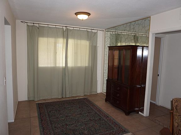 5th image of 1504 E Julie Dr