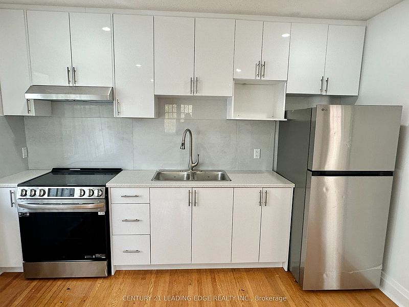 Toronto House for rent - 1 Bedroom — photo 2