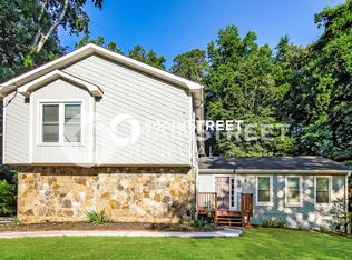 623 Bralorne Dr, Stone Mountain, GA 30087