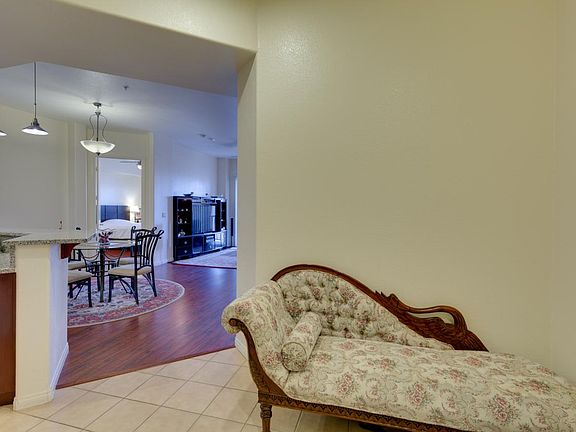 5th image of 62 E Serene Ave