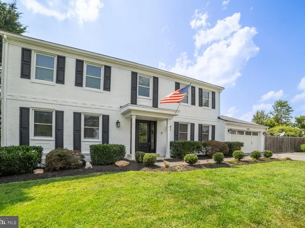 4701 Cherry Valley Dr, Rockville, MD 20853