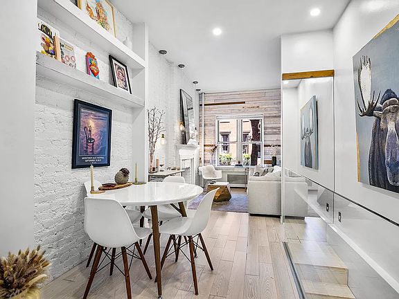 4th image of 338 W 19th St APT 1A