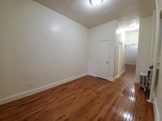 Rented by Corcoran | media 17