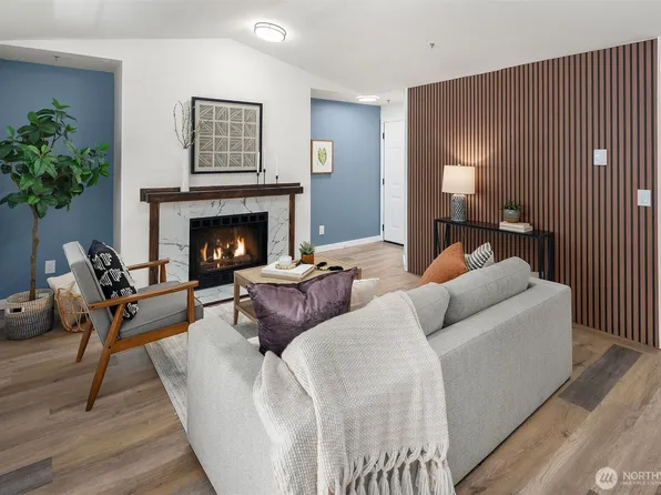 949 Aberdeen Avenue NE #C309, Renton, WA 98056