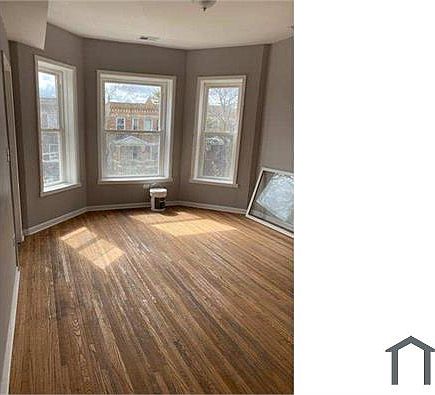 1st image of 4712 W Van Buren St #1