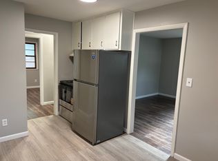 914 Cottonwood St #4, Emporia, KS 66801