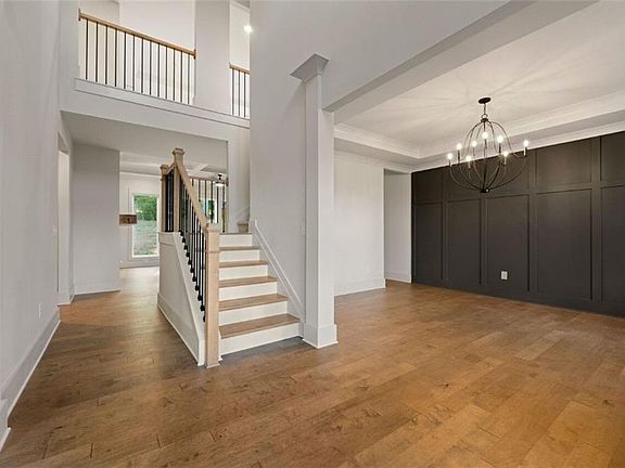 7th image of this home