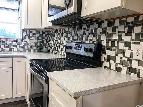 3rd image of 3740 S Patti Cir