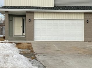 2532 31st Ave S, Moorhead, MN 56560