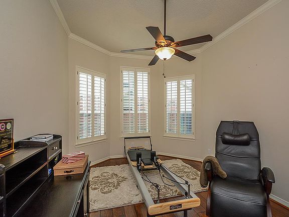 5th image of 6612 Queensclub Dr