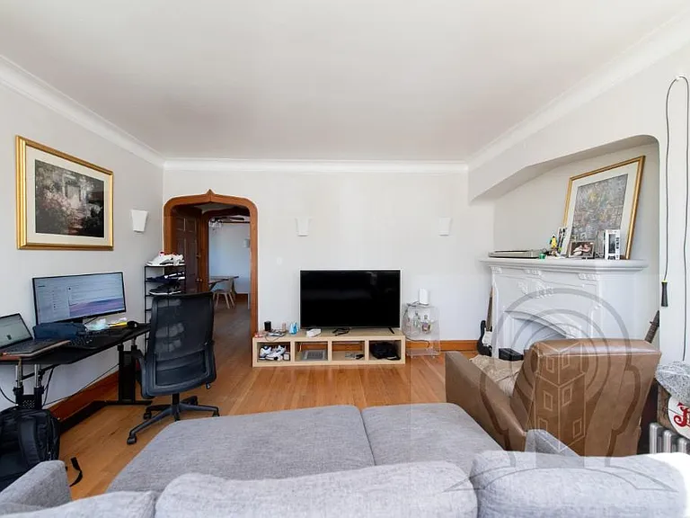5057 W Newport Ave #2 — Photo 15