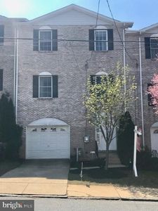 1620 W 9th St, Wilmington, DE, 19805