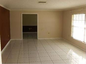 3rd image of 8855 Bay Villa Ct