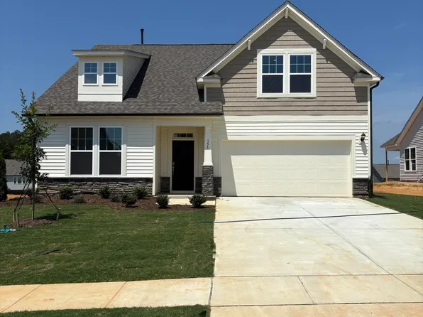 156 Appleseed Dr, Lillington, NC 27546