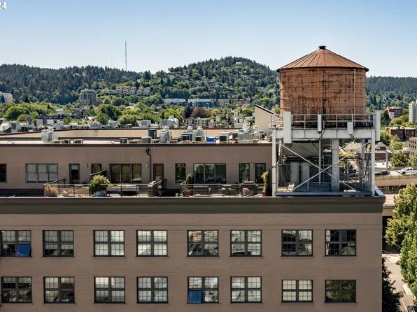 1420 NW Lovejoy St APT 703, Portland, OR 97209